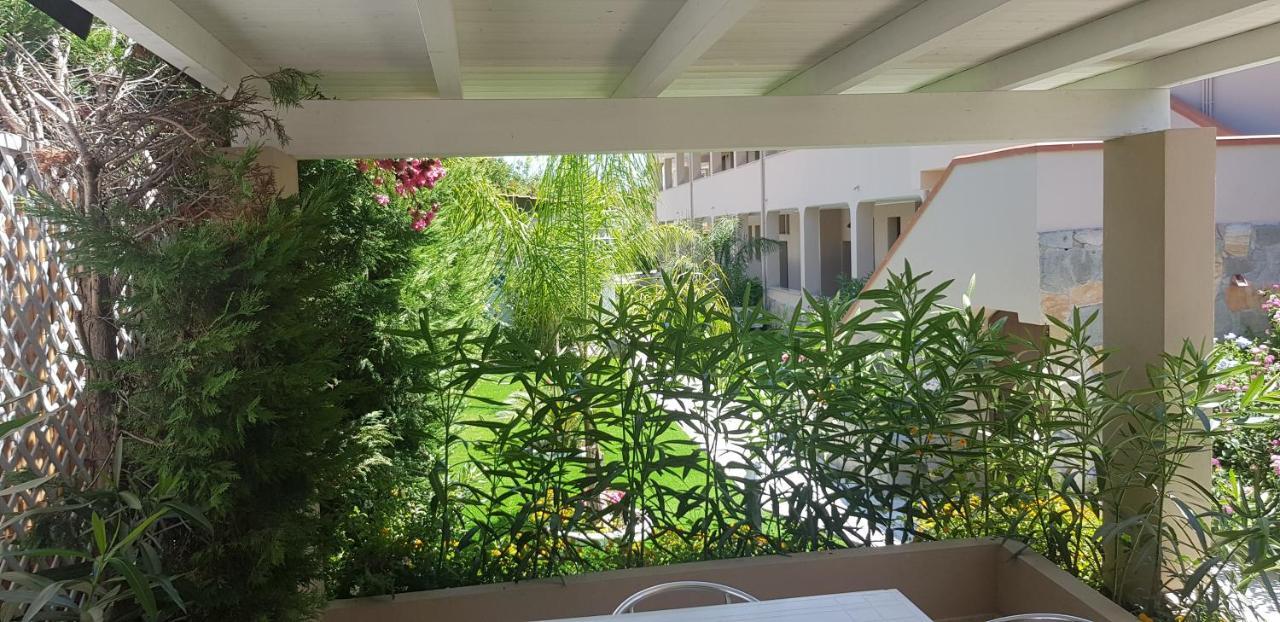 Palm Village Villasimius Exterior foto