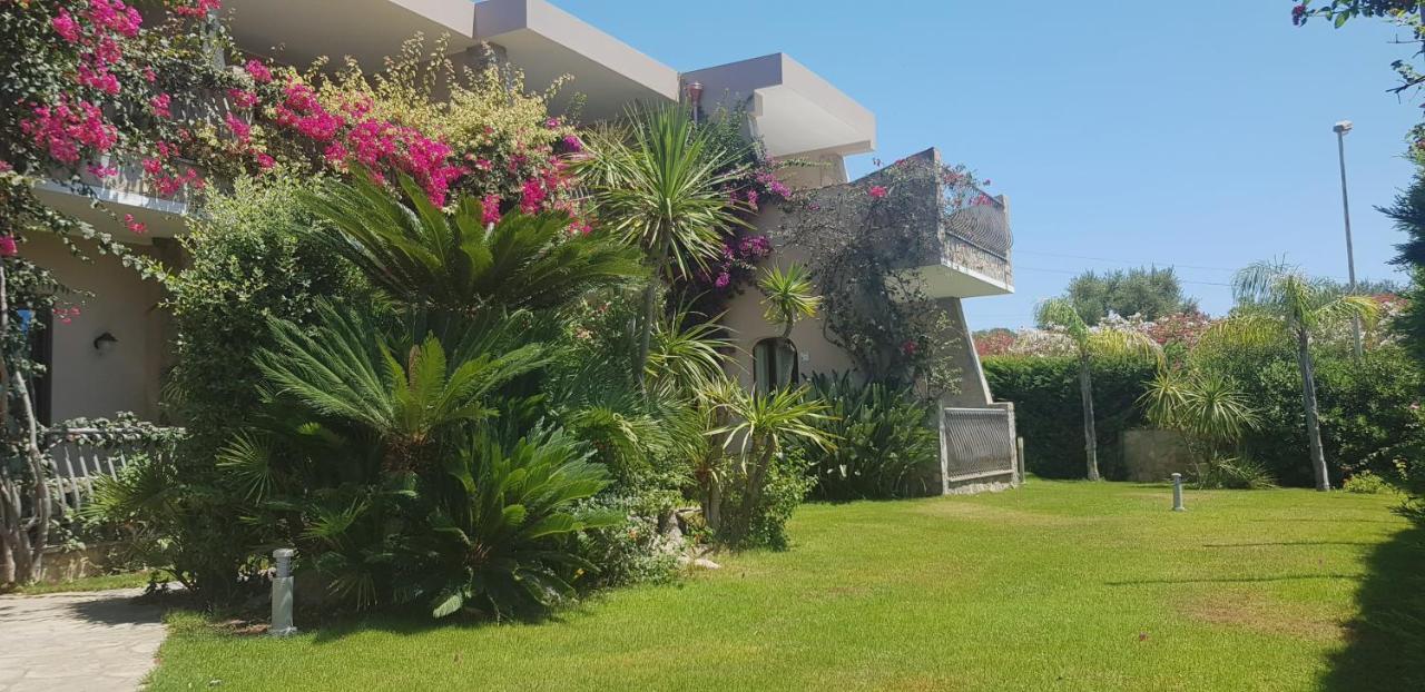 Palm Village Villasimius Exterior foto