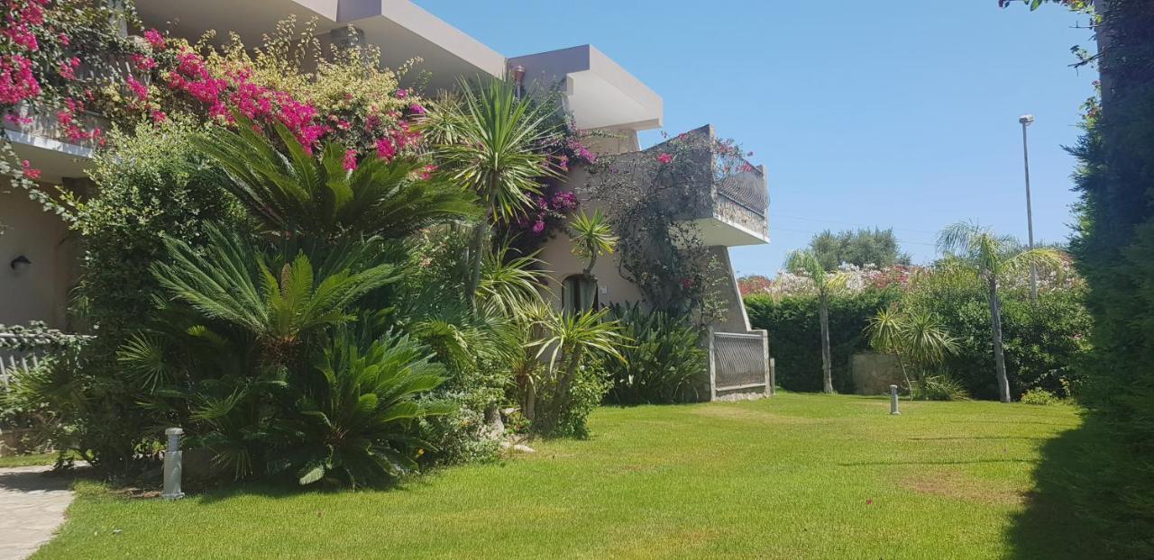 Palm Village Villasimius Exterior foto