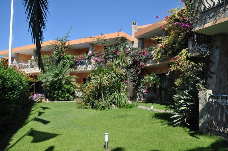 Palm Village Villasimius Exterior foto