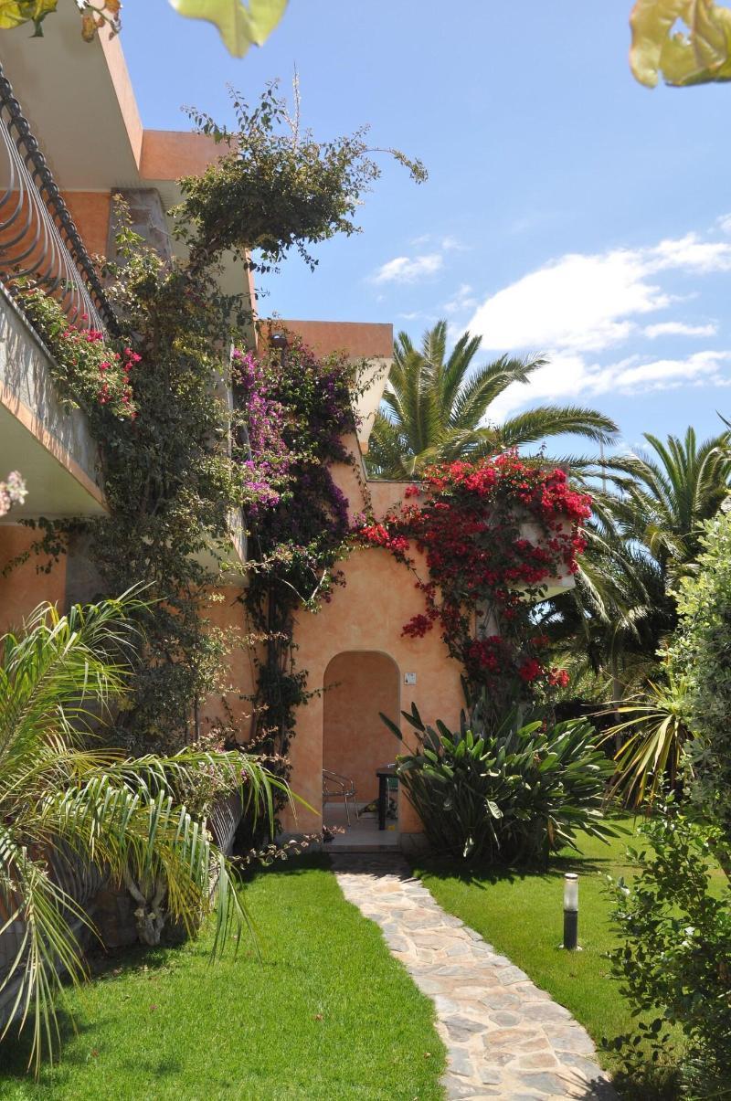 Palm Village Villasimius Exterior foto