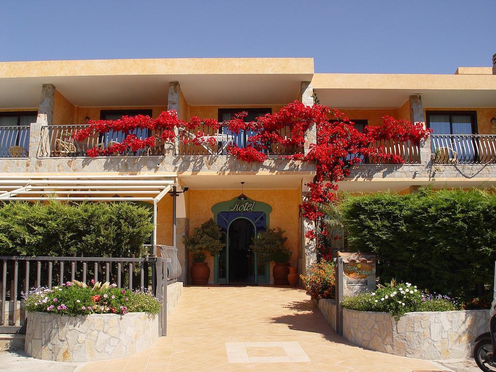 Palm Village Villasimius Exterior foto